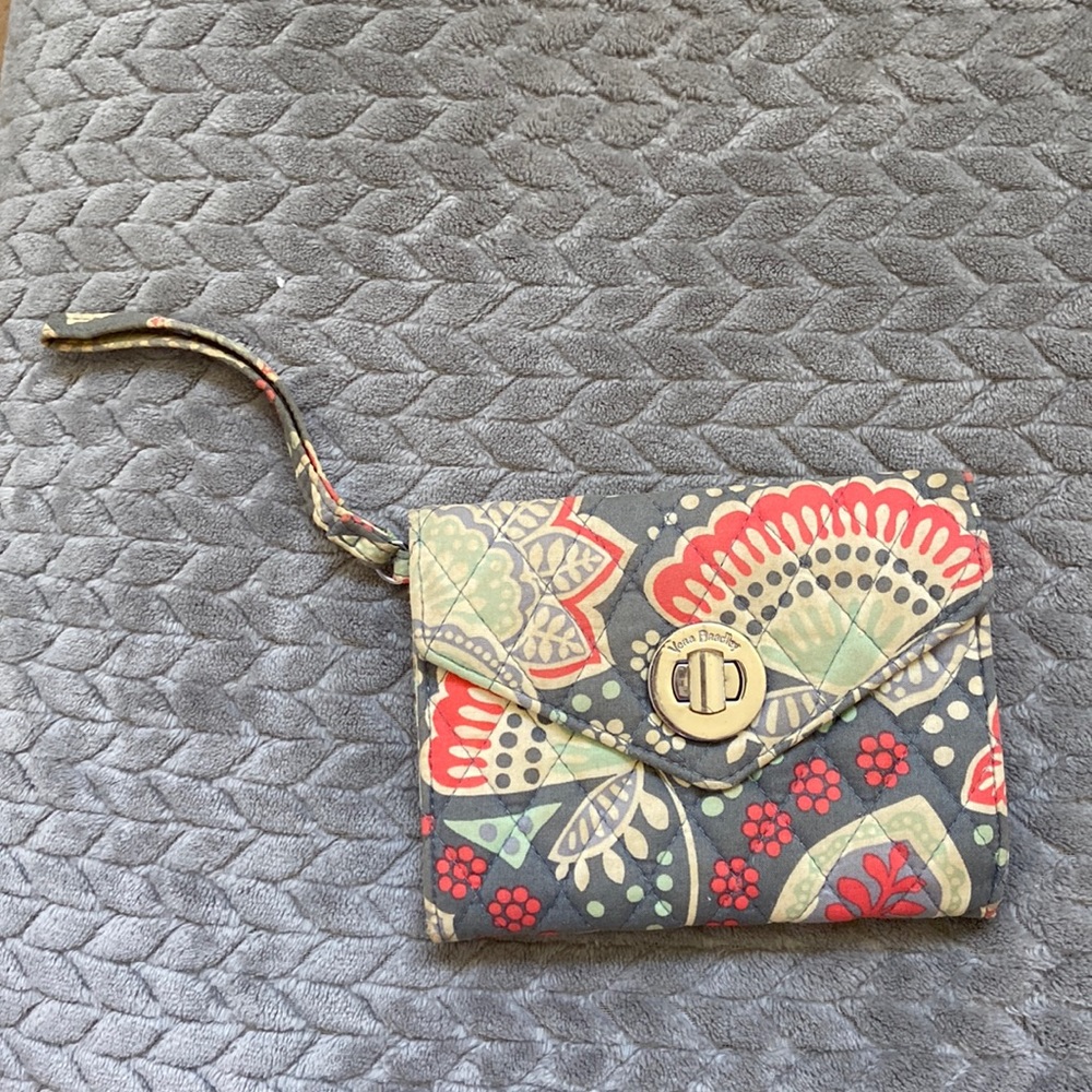 Vera bradley hand purse